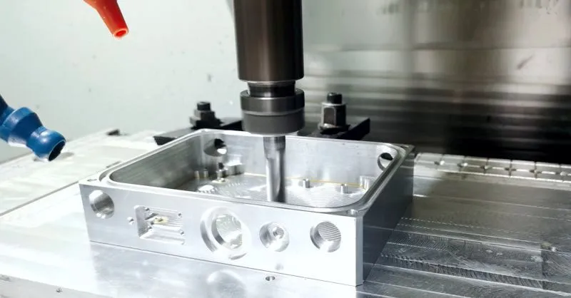 China cnc machining services including turning and milling